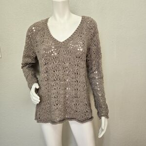 American Eagle Outfitters V-Neck Open Crochet Sweater Size XL